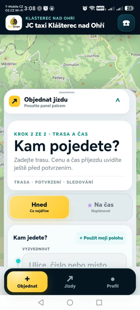 Objednávka taxi zákazníkem na webu a v aplikaci